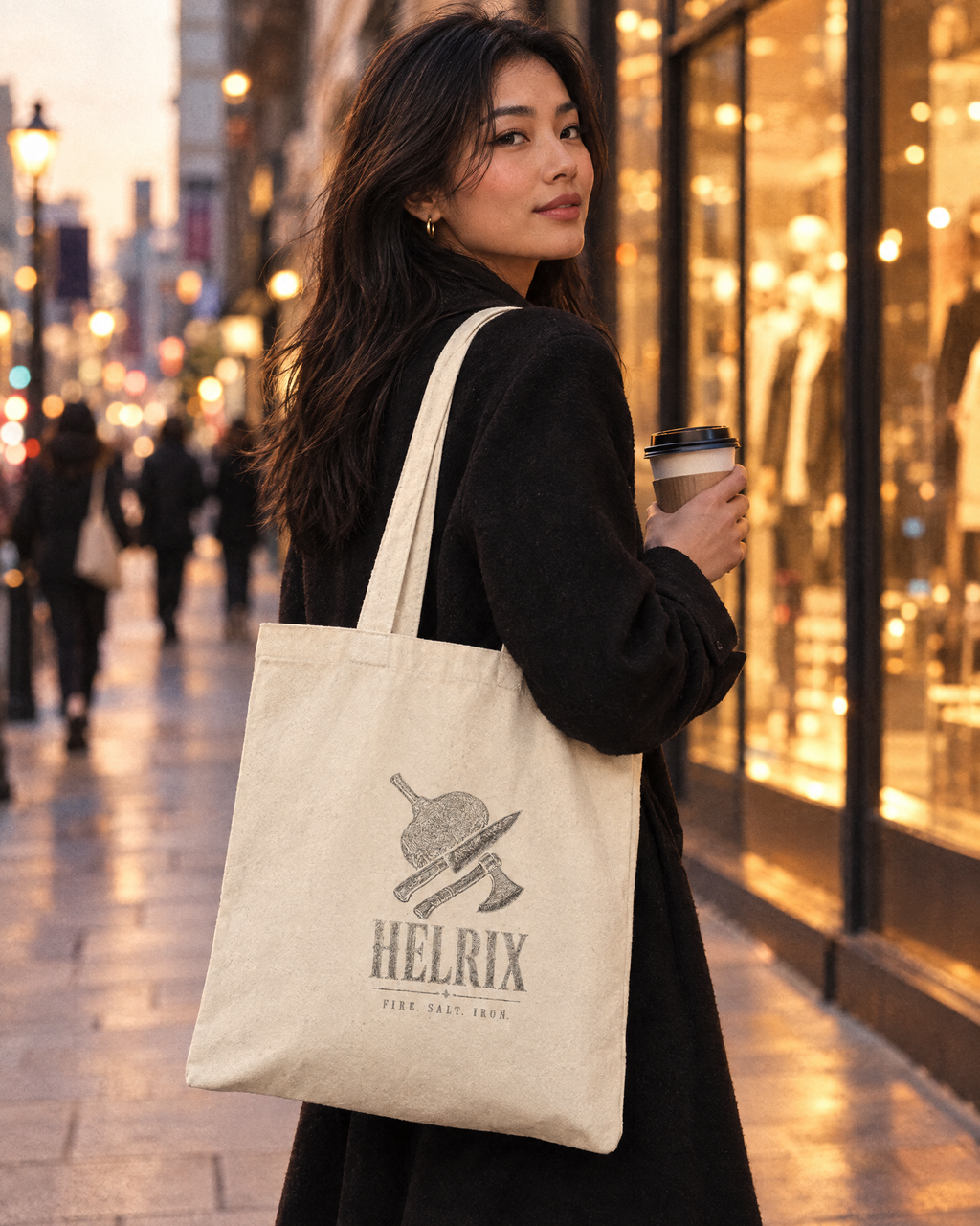 HELRIX Premium Tote beim Shopping in der Stadt