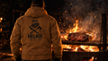 HELRIX Pit Workwear Jacket am Feuer